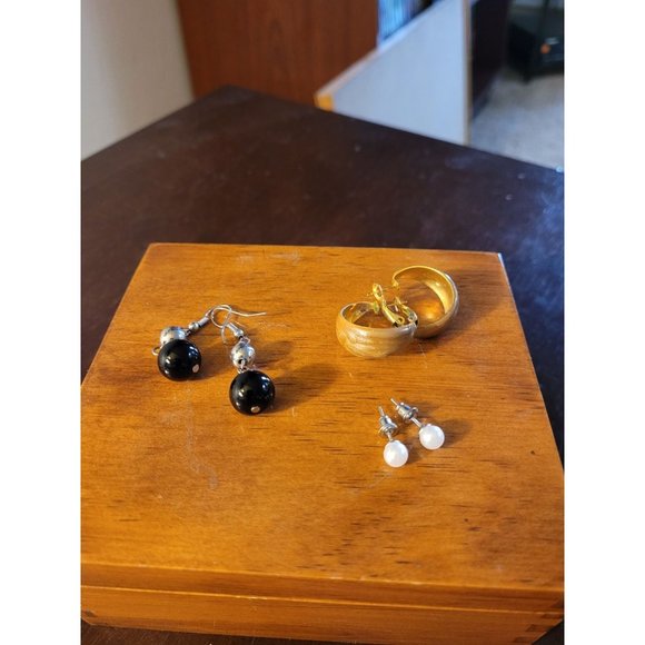 various Jewelry - Vintage earrings 3 pair